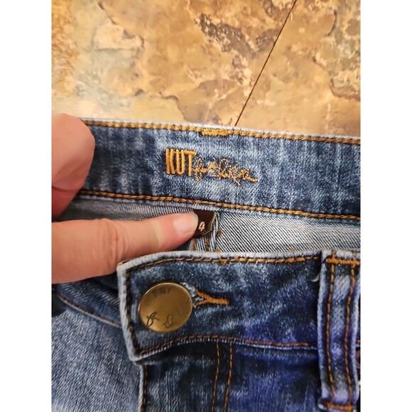 Kut From The Kloth Women’s JuniorsDenim Low Rise Shorts Sz 4 Raw Hem (A20) - Picture 3 of 8